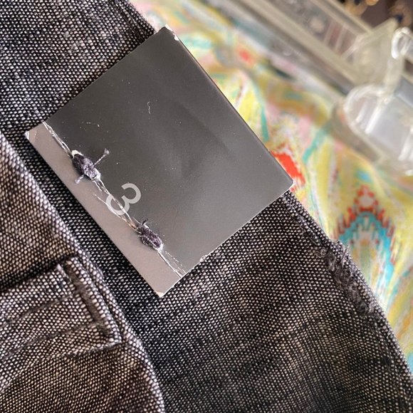 NWT Style that Works by Vanity Gray Shorts Capris Cropped Pants Size 3 - Picture 3 of 6